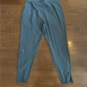 Lululemon Men’s Surge Jogger Medium